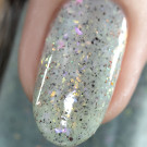 Лак для ногтей Cadillacquer Fresh Sheets (автор - @serpentine13)