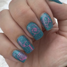 Bow Nail Polish Standing In The Ocean (автор - Sonvei)