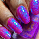 Лак для ногтей Rogue Lacquer Atomic Grape
